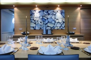 ARMENI -  Dining